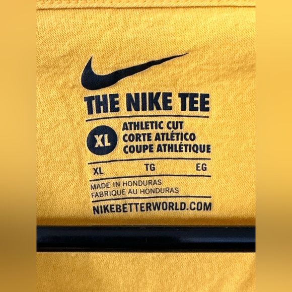 Oregon Ducks limited edition throwback T - Picture 2 of 2